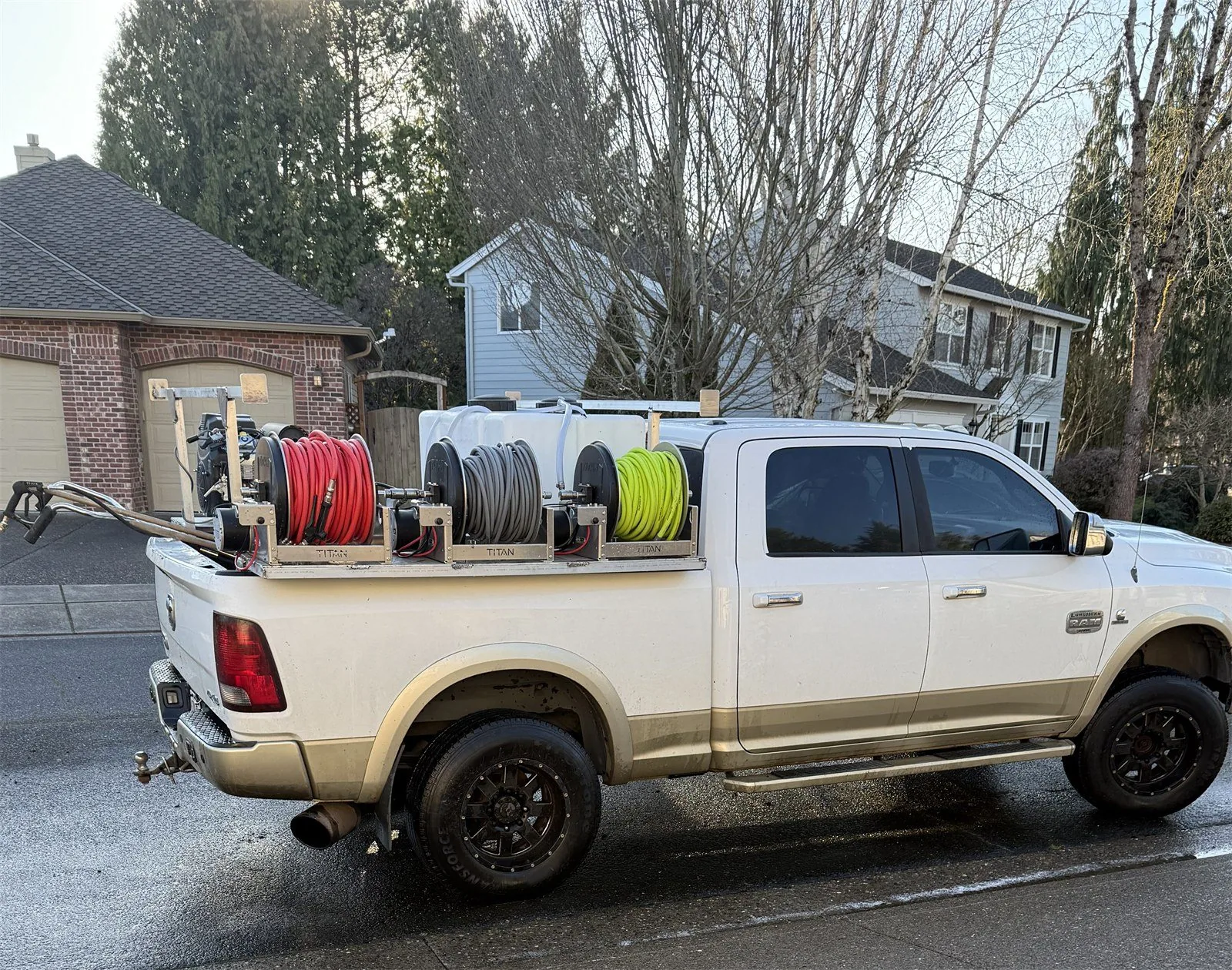 Suds Doctor exterior cleaning truck serving Beaverton Oregon properties